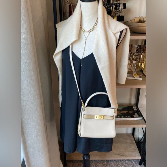 TOBI black dress tunic front pleat size small bohemian Scandi girl feminine - Picture 11 of 11